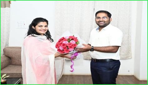 Leah Wald Age, Wikipedia, Height, Husband, Boyfriend, Family, Biography, Net Worth