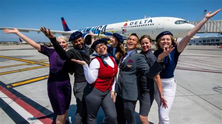 Does American Airlines hire foreign?